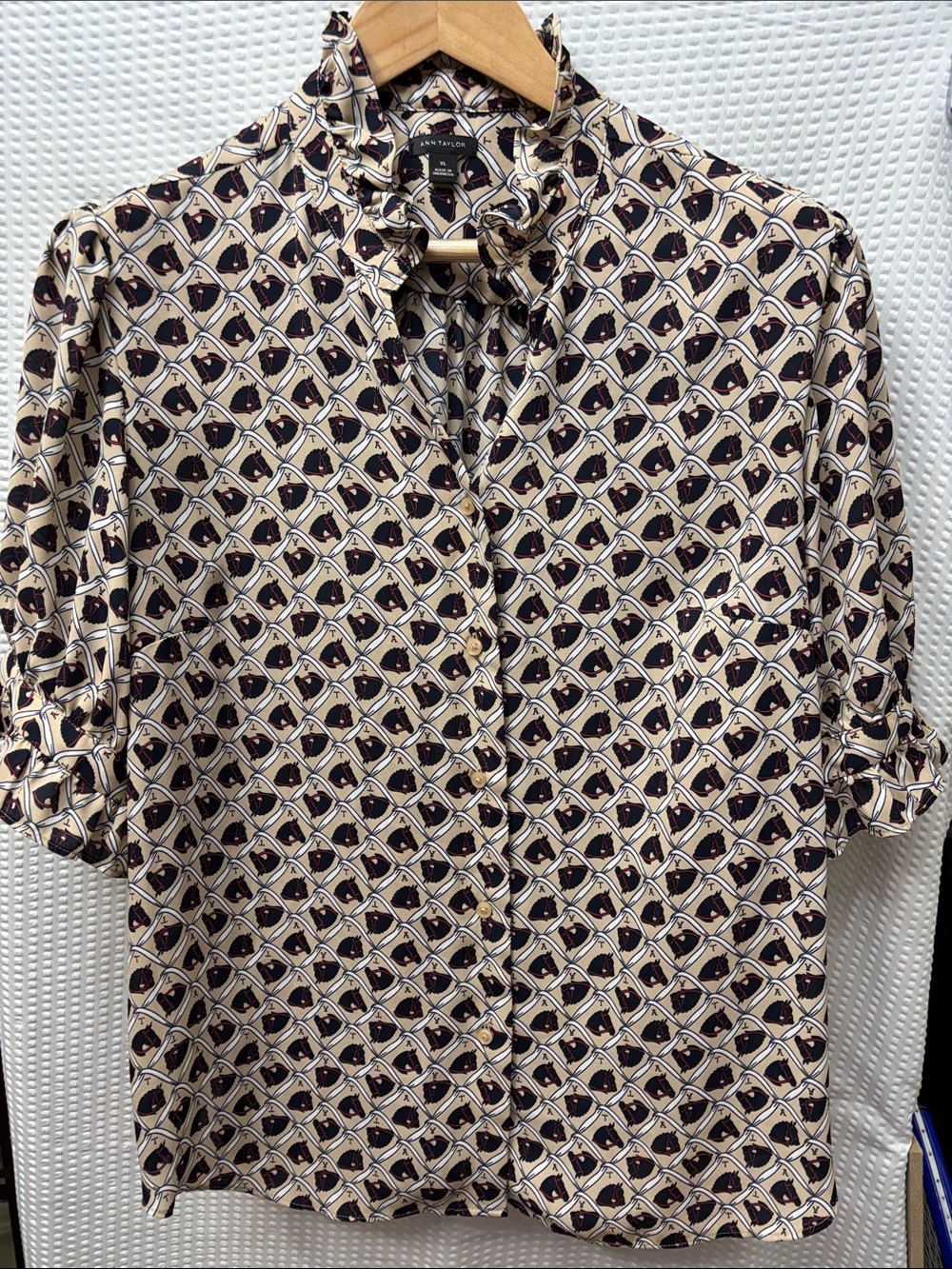 Ann Taylor Beige Geometric Horse-Print Button-Down Shirt